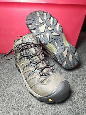 Keen Men’s Lansing Mid Waterproof Steel Toe Work Boots Size 10.5D